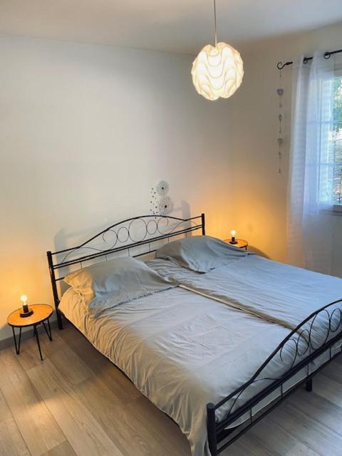 Jolie Maison De 110 M 2, Pour 6 Personnes, Au Calme, Avec Piscine Les Cordiers Exterior foto